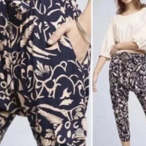 Anthropologie Hei Hei Harem Cargo Pants- Navy Cream size Medium - Picture 2 of 6